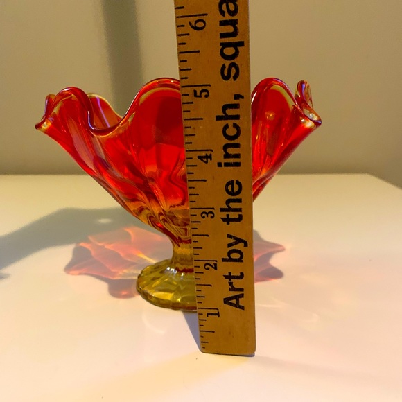 ❤️ Mid-Century Viking Glass Georgian Honeycomb, Orange to Red Glass Vase/Compote - Picture 9 of 12